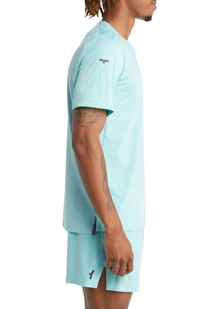 Brady Run Short Sleeve T-shirt In Aqua