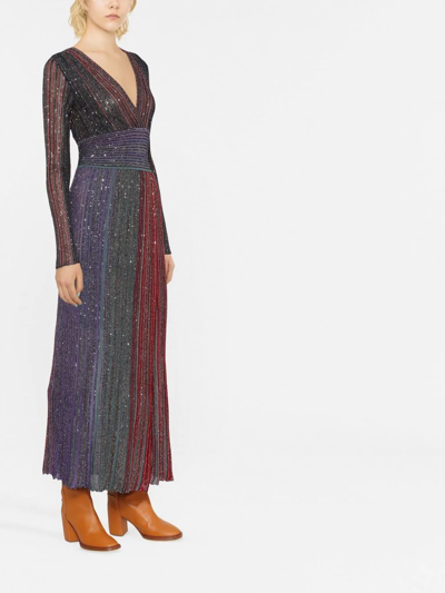 V领亮片缀饰连衣裙