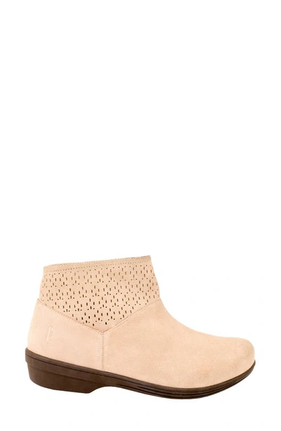 Revitalign Del Mar Orthotic Bootie In Blush