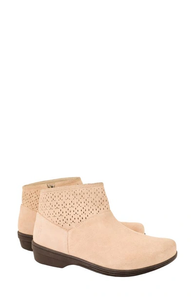 Revitalign Del Mar Orthotic Bootie In Blush
