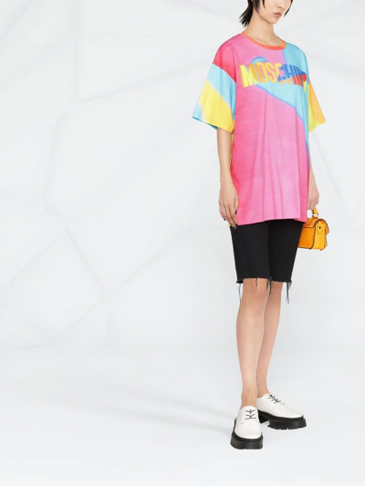 Moschino Projection-print Logo T-shirt In Pink