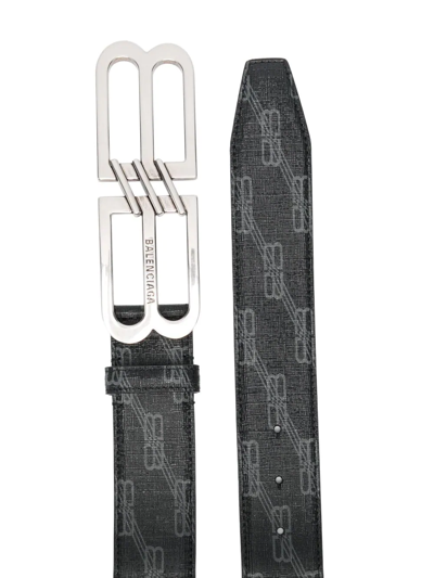 Shop Balenciaga Bb-buckle Reversible Belt In Schwarz