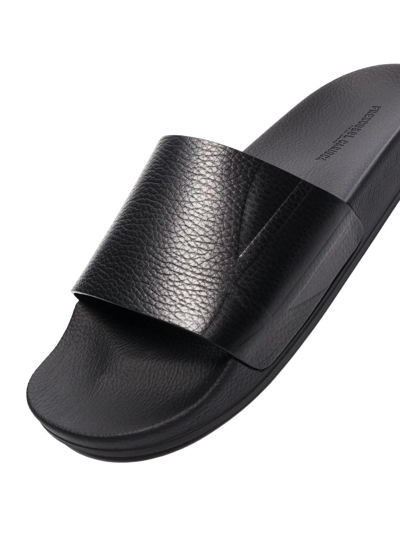 Frescobol Carioca Black Humberto Faux Leather Slides In Schwarz