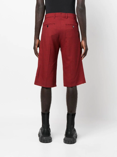 Shop Vetements Houndstooth Tailored Shorts In Rot