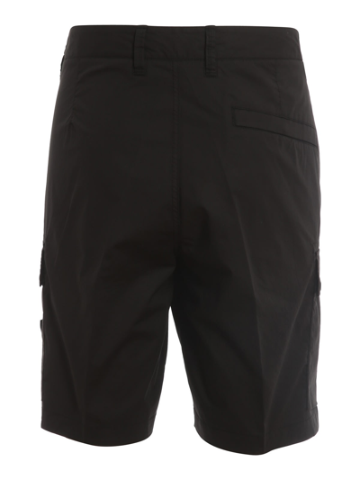 Stone Island Classic Logo Detail Bermuda Shorts In Nero