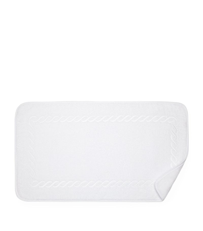 Shop Pratesi Cotton Treccia Bath Mat (50cm X 90cm) In White