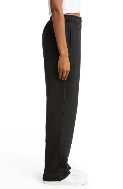 Shop Alo Yoga Gender Inclusive Accolade Straight Leg Sweatpants In Black