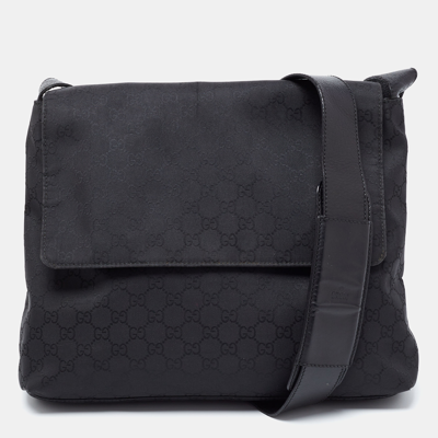 Pre-owned Gucci Black Gg Nylon Messenger Bag