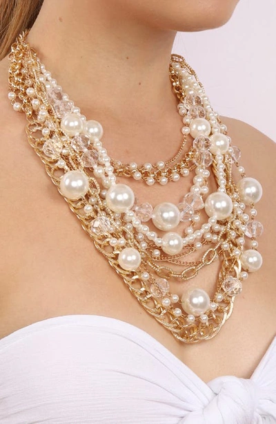 Eye Candy Los Angeles Pearly Loop Faux Pearl Necklace In Gold