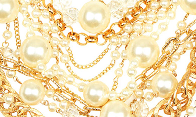 Eye Candy Los Angeles Pearly Loop Faux Pearl Necklace In Gold