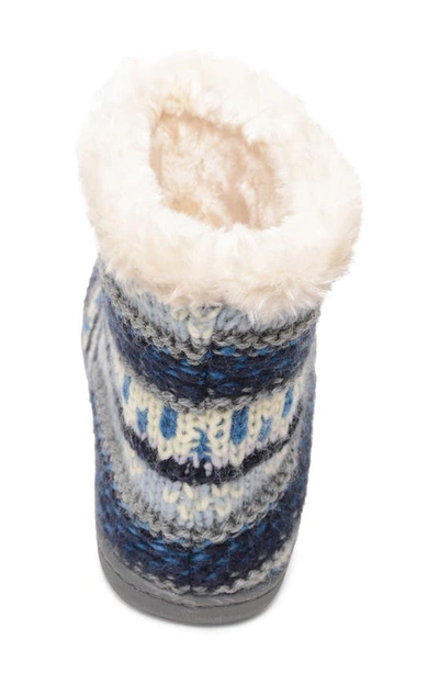Minnetonka Betty Bootie In Blue Multi