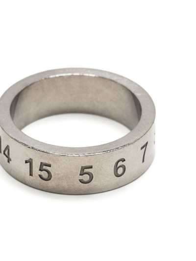 Maison Margiela Numbers Engraved Ring In Silber
