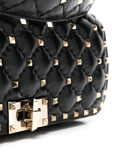 Shop Valentino Rockstud-embellished Shoulder Bag In Schwarz