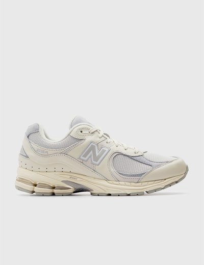 Shop New Balance 2002r In White