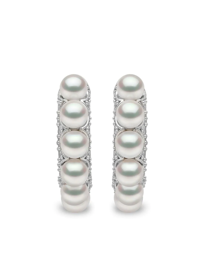 Shop Yoko London 18kt White Eclipse Akoya Pearl And Diamond Hoop Earrings In Silber