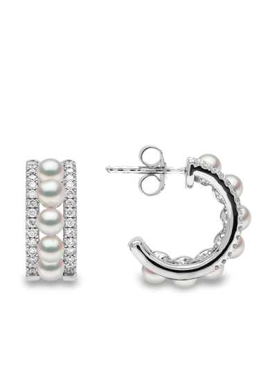 Yoko London 18kt White Gold Eclipse Akoya Pearl And Diamond Hoop Earrings In Silber