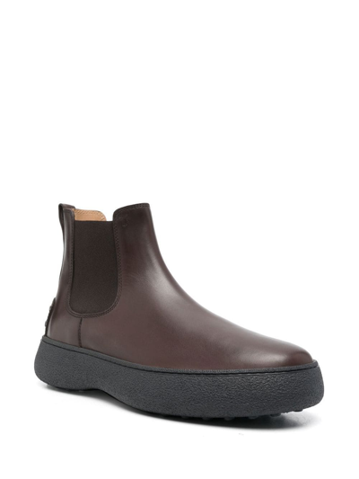 Tod's Leather Chelsea Boots In Braun