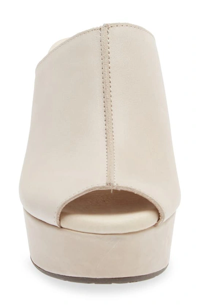 Chocolat Blu Platform Slide Sandal In Ivory Leather