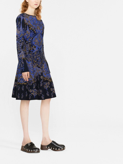 Shop Etro Paisley-print Knitted Dress In Blau