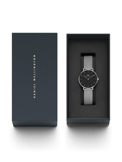 Shop Daniel Wellington Petite Sterling 32mm In Schwarz