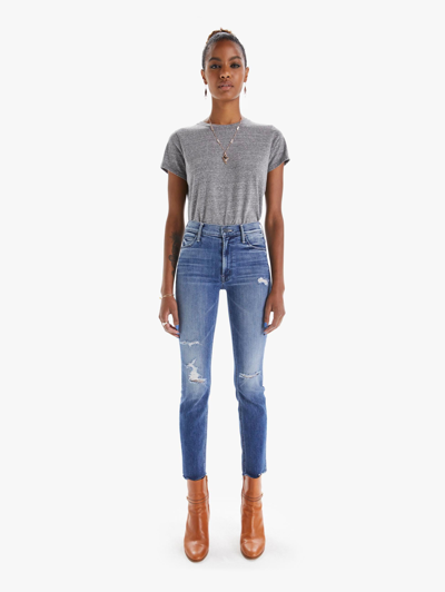 Mother The Mid Rise Dazzler Ankle Fray Weekend Warrior Jeans In Blue