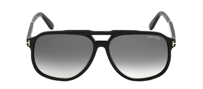 Shop Tom Ford Raoul M Ft0753 01b Navigator Sunglasses In Grey