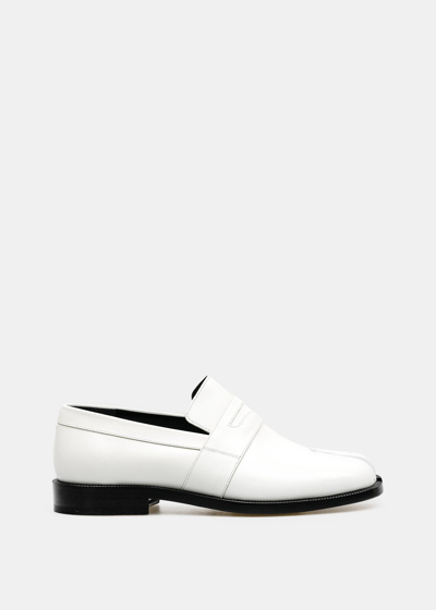 Shop Maison Margiela White Tabi Loafers