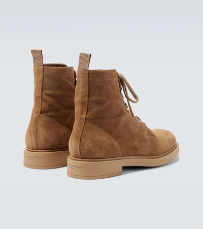 Shop Gianvito Rossi Richard Suede Desert Boots In Camel