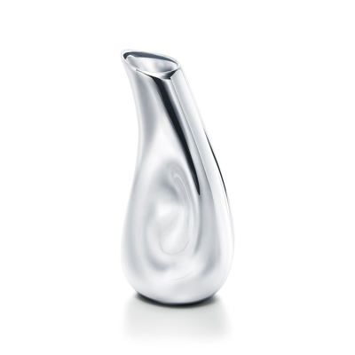 Shop Tiffany & Co Elsa Peretti® Teardrop Carafe In Sterling Silver