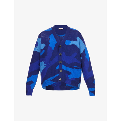 Shop Valentino Camouflage-print Relaxed-fit Wool-knit Cardigan In Camou Blue