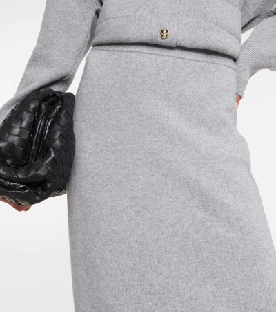 Shop Barrie High-rise Cashmere Knit Midi Skirt In Felt Grey