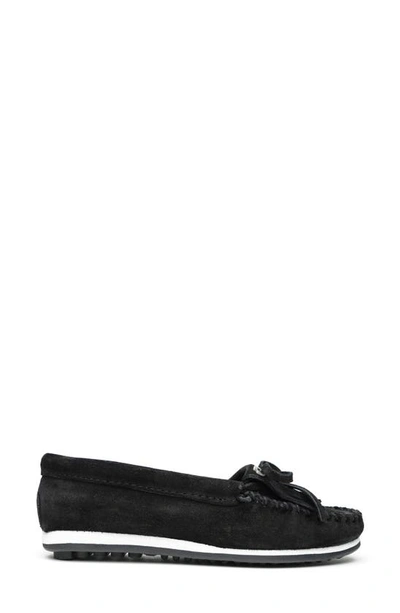 Shop Minnetonka Kilty Plus Driving Shoe In Black