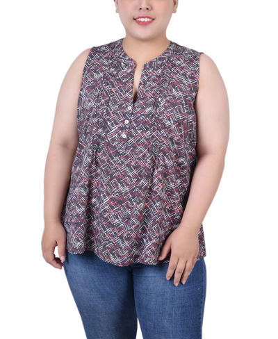 Ny Collection Plus Size Sleeveless Pintucked Blouse In Black Red Chervon