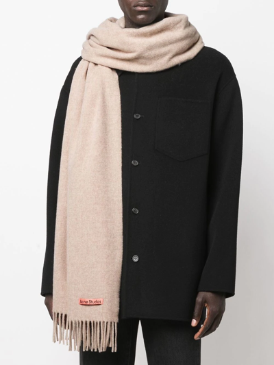 Acne Studios Logo-patch Frayed-edge Scarf In Neutrals