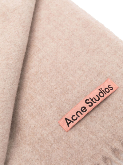 Acne Studios Logo-patch Frayed-edge Scarf In Neutrals