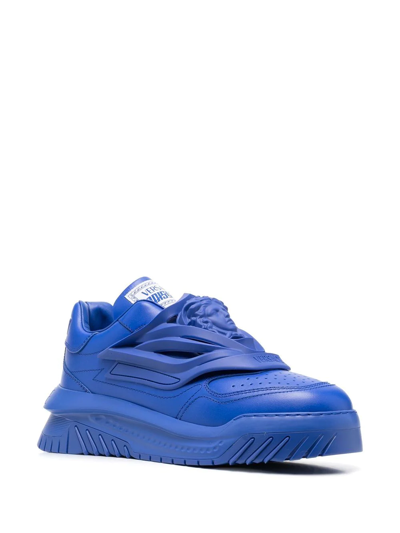 Shop Versace Odissea Low-top Sneakers In Blau