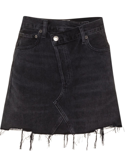 Shop Agolde Fringed Denim Mini Skirt In Schwarz