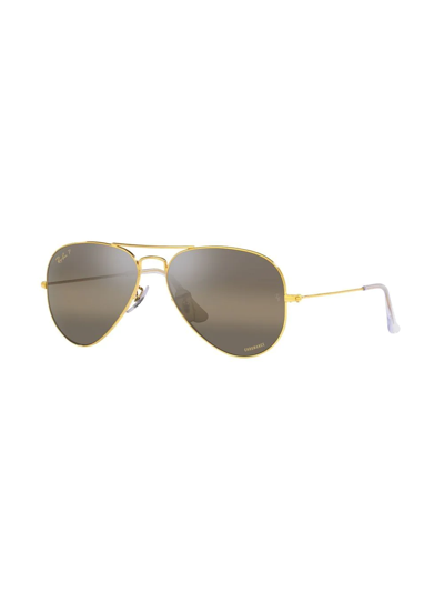 Shop Ray Ban Rb3025 Chromance Pilot-frame Sunglasses In Gold