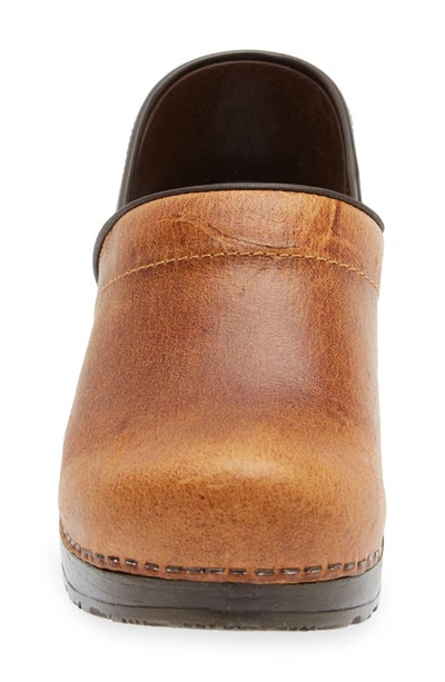 Sanita Errol Leather Clog In Cognac