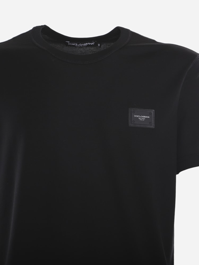 Shop Dolce & Gabbana Cotton T-shirt With Logoed Plaque In Black