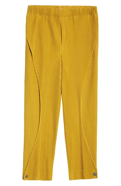 Shop Issey Miyake Bow Pleated Pants In Mustard