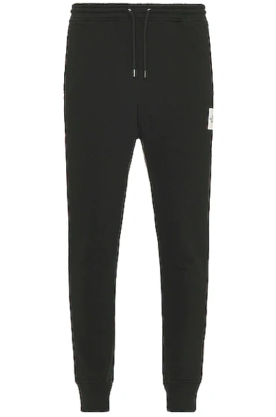 Shop The North Face Box Nse Jogger Sweaterpants In Tnf Black & Tnf White