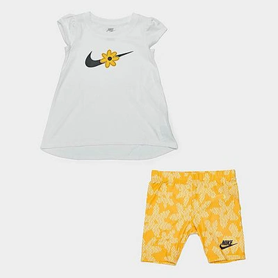 Girls' Little Kids' Nike T-Shirt and Bike Shorts Set