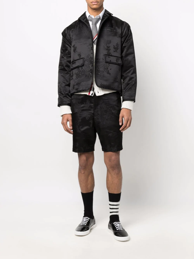 Thom Browne Rwb Stripe Tailored Shorts In Schwarz