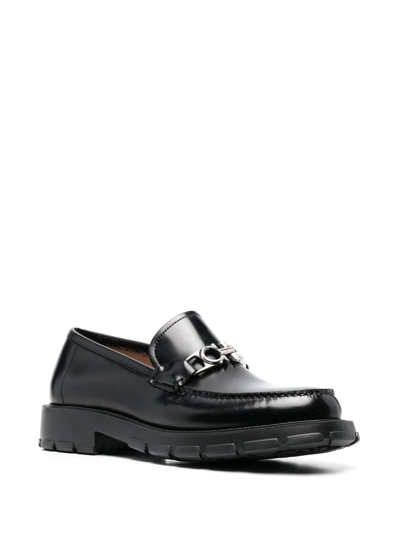 Ferragamo Loog-plaque Leather Loafers In Black