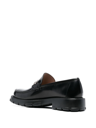 Ferragamo Loog-plaque Leather Loafers In Black