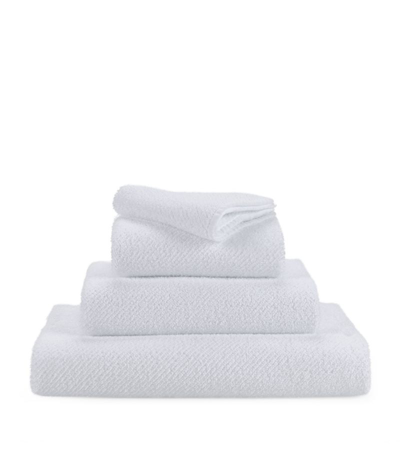 Shop Abyss & Habidecor Twill Bath Towel (70cm X 140cm) In White