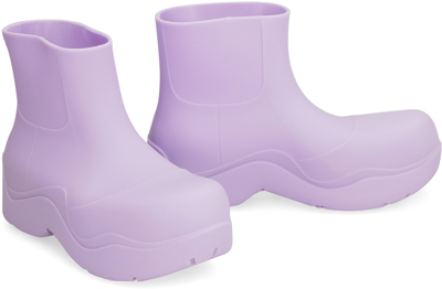 Shop Bottega Veneta Puddle Rubber Boots In Lilac