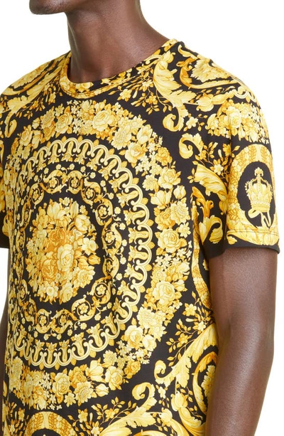 Shop Versace Barocco Print Cotton T-shirt In Black