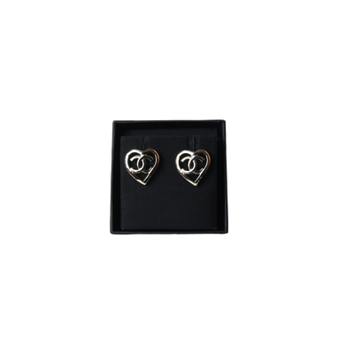 Pre-owned Chanel Heart Shape Cc Logo Earring In Default Title